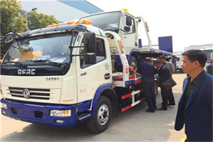 邹城汽车道路救援拖车价格